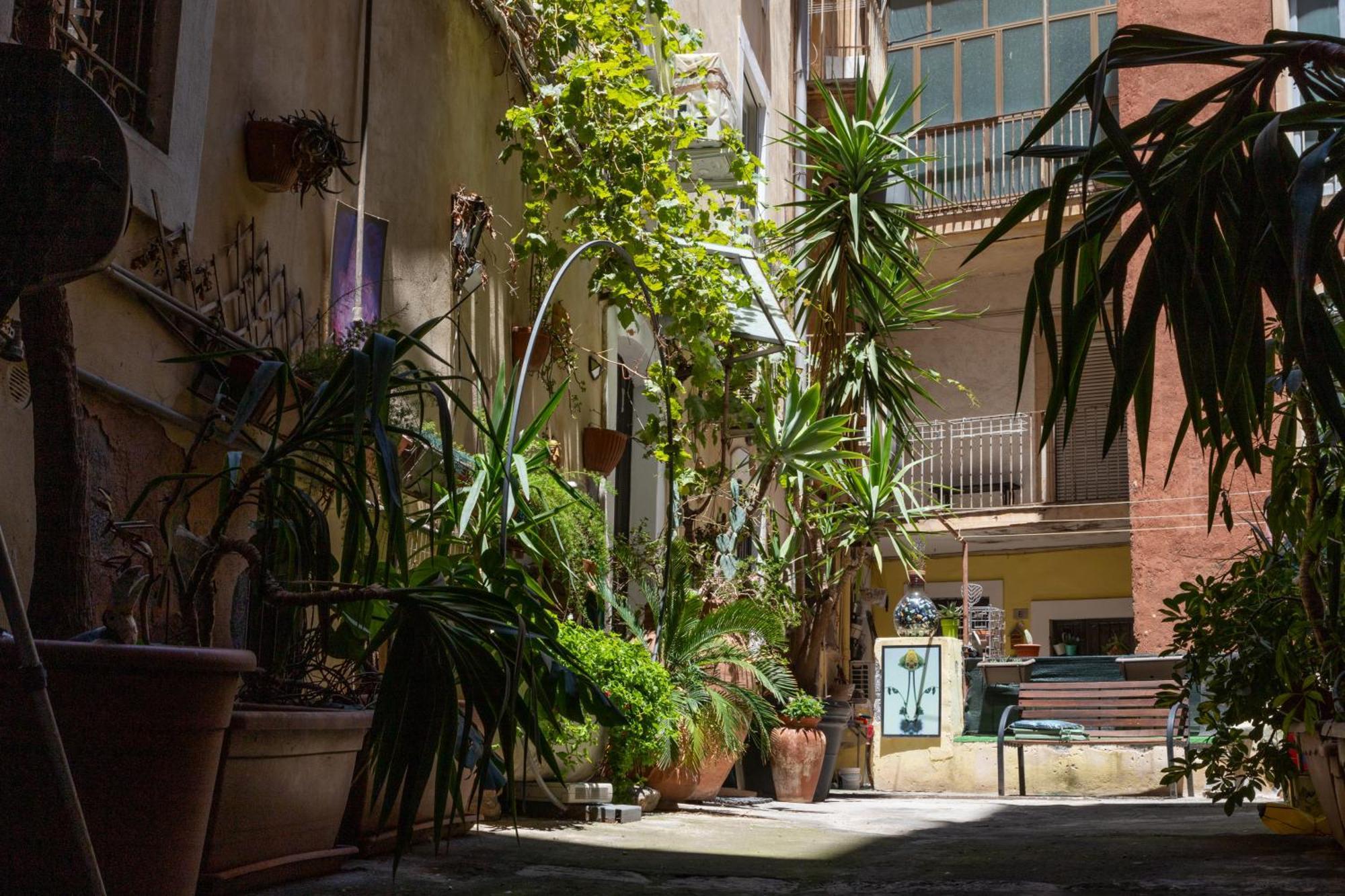 Cortile San Michele Villa Catania Bagian luar foto